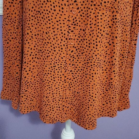 BeachLunchLounge Rust & Black Spotted Flowy Button Down Shirt Boho - Picture 4 of 13